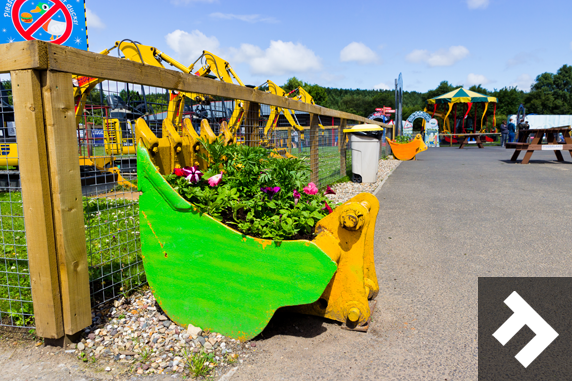 Buckets of Fun - Diggerland